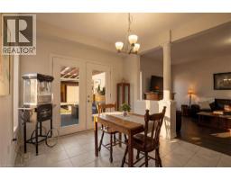 18 VIC CHAMBERS Place - 6