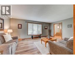 671 MAIN Street S - 10