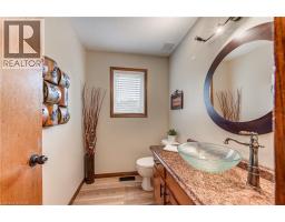 671 MAIN Street S - 17