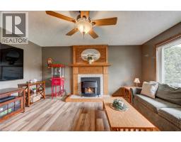 671 MAIN Street S - 20