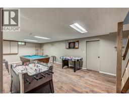 671 MAIN Street S - 36