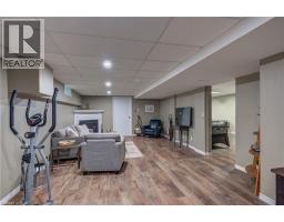 671 MAIN Street S - 37