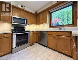 7 MANN Avenue - 14