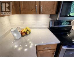 7 MANN Avenue - 16