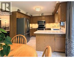 7 MANN Avenue - 18