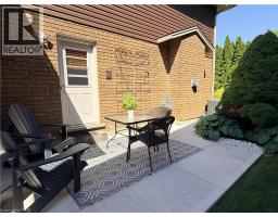 7 MANN Avenue - 44