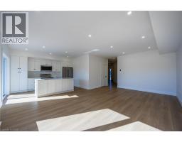 115 AMBER Street - 11