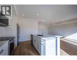 115 AMBER Street - 12