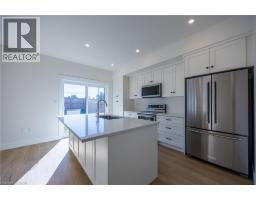 115 AMBER Street - 14