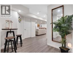 135 BROADOAKS Drive - 36