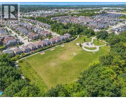 135 BROADOAKS Drive - 50