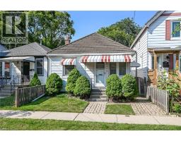 155 NEWLANDS Avenue - 1