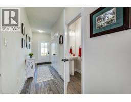 654 WRAY Avenue S - 10