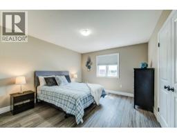 654 WRAY Avenue S - 32