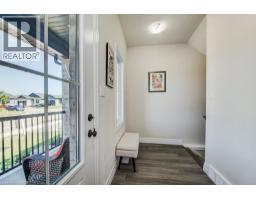 654 WRAY Avenue S - 8