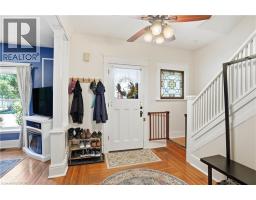 8 STRATHCONA Avenue - 5