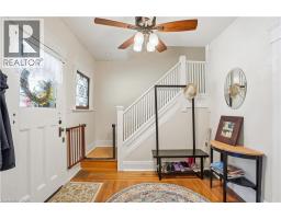 8 STRATHCONA Avenue - 6
