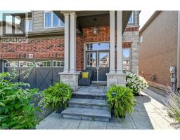 66 SEXTON Crescent - 3