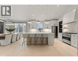 27 MAPLE LEAF Avenue S - 2
