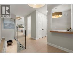 27 MAPLE LEAF Avenue S - 21
