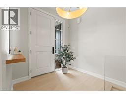 27 MAPLE LEAF Avenue S - 39