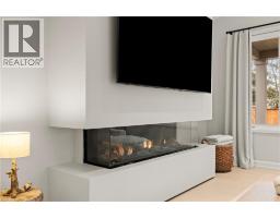 27 MAPLE LEAF Avenue S - 5