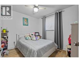 24 BRAMHALL Circle - 16