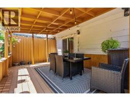 24 BRAMHALL Circle - 25