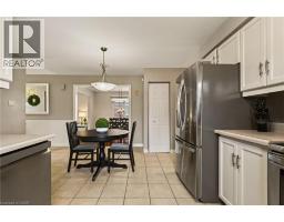 39 TRENHOLME Crescent - 19