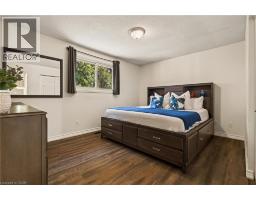 39 TRENHOLME Crescent - 28