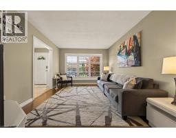 39 TRENHOLME Crescent - 6