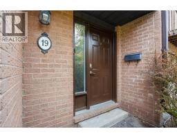 445 STONE CHURCH Road W UnitNo. 19 - 5
