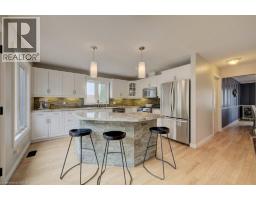 207 WOODRIDGE Drive - 13