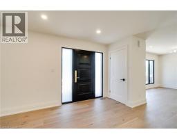 24 ROYCE Avenue - 6
