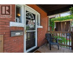 124 BALSAM Avenue N - 6