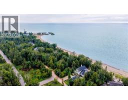 757 VICTORIA Road - 27