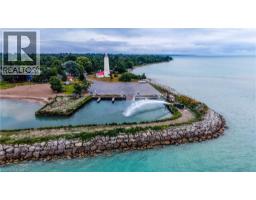 757 VICTORIA Road - 32