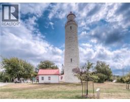 757 VICTORIA Road - 39