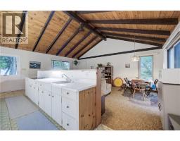 757 VICTORIA Road - 8