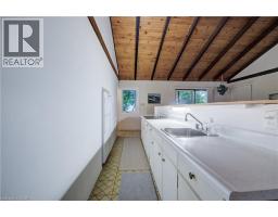 757 VICTORIA Road - 9