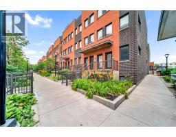 869 WILSON Avenue UnitNo. 29 - 5