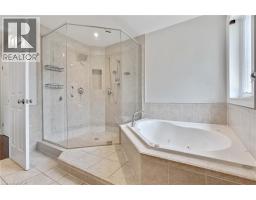 32 PENNSYLVANIA Crescent - 27