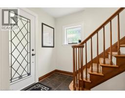 13 TWEEDSMUIR Avenue - 6
