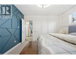 3557 GRIMSBY Road - 35