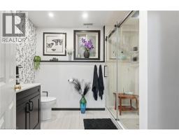 3557 GRIMSBY Road - 36