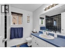 35 BORLAND Drive - 26