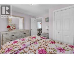 35 BORLAND Drive - 29