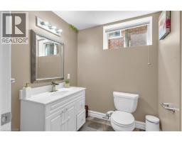 35 BORLAND Drive - 31