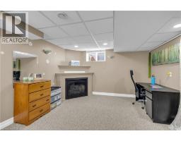 35 BORLAND Drive - 35
