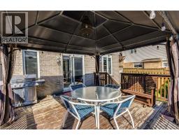 35 BORLAND Drive - 44